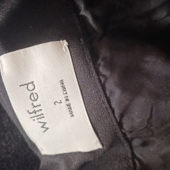 Plaid skirt - Picture 2 of 4